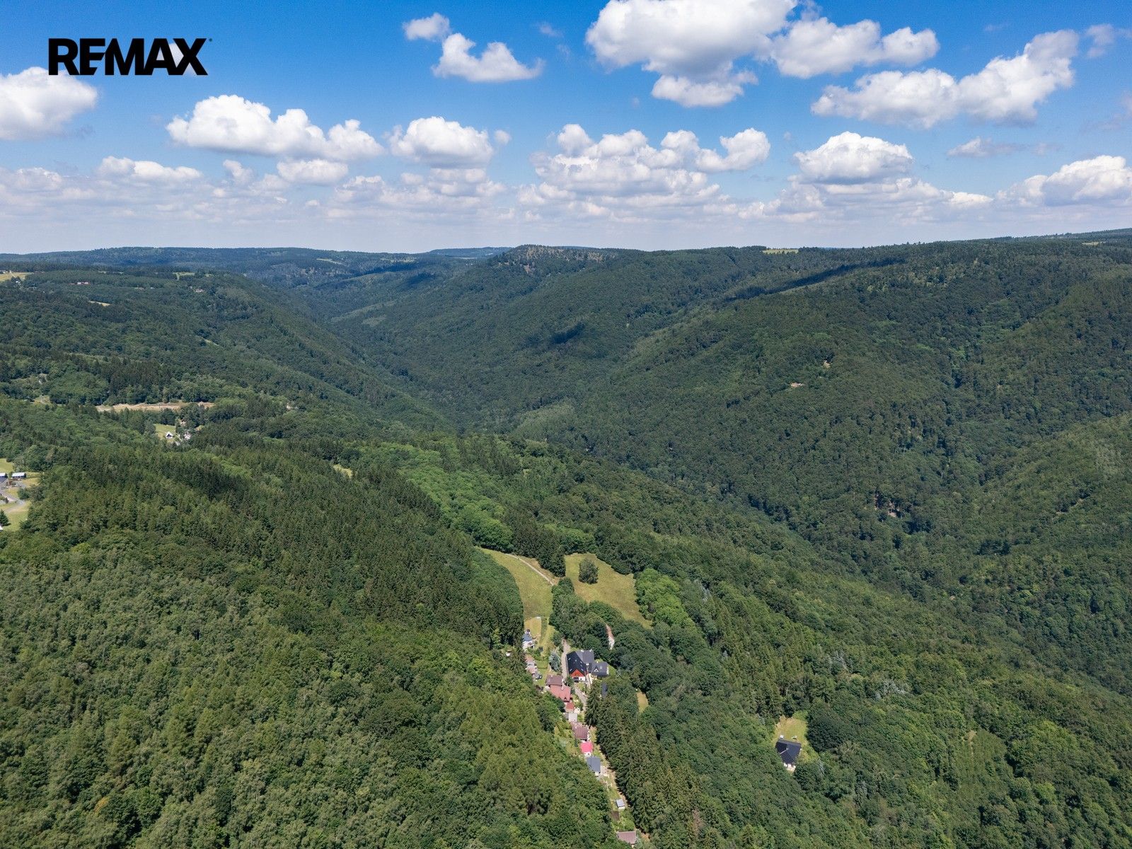 Pozemek pro bydlení · 779 m² · Klíny - 3