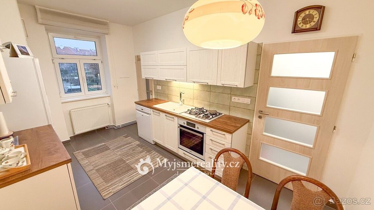 Prodej byt - Znojmo, 669 02