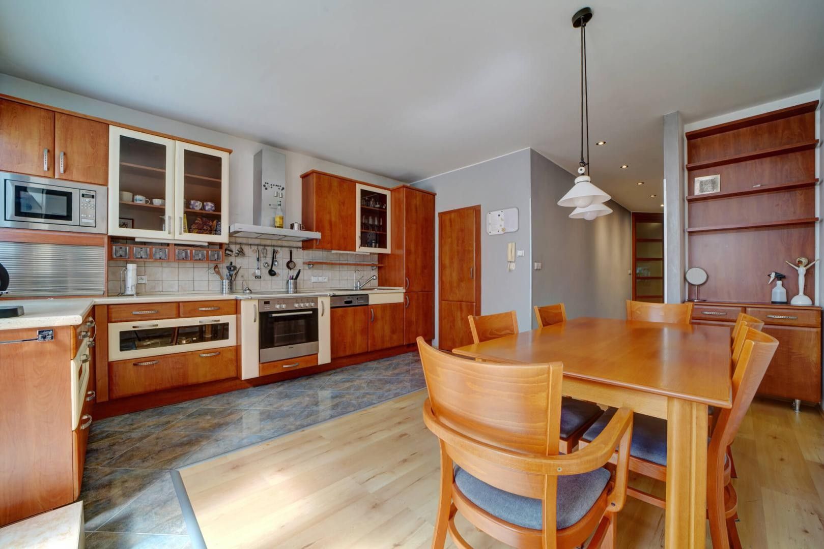 Komerční nemovitost · 1 002 m² · třída Tomáše Bati 3119, Zlín - 4