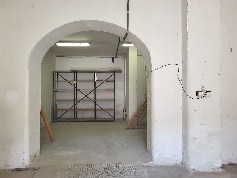 Sklady, Brno, 619 00