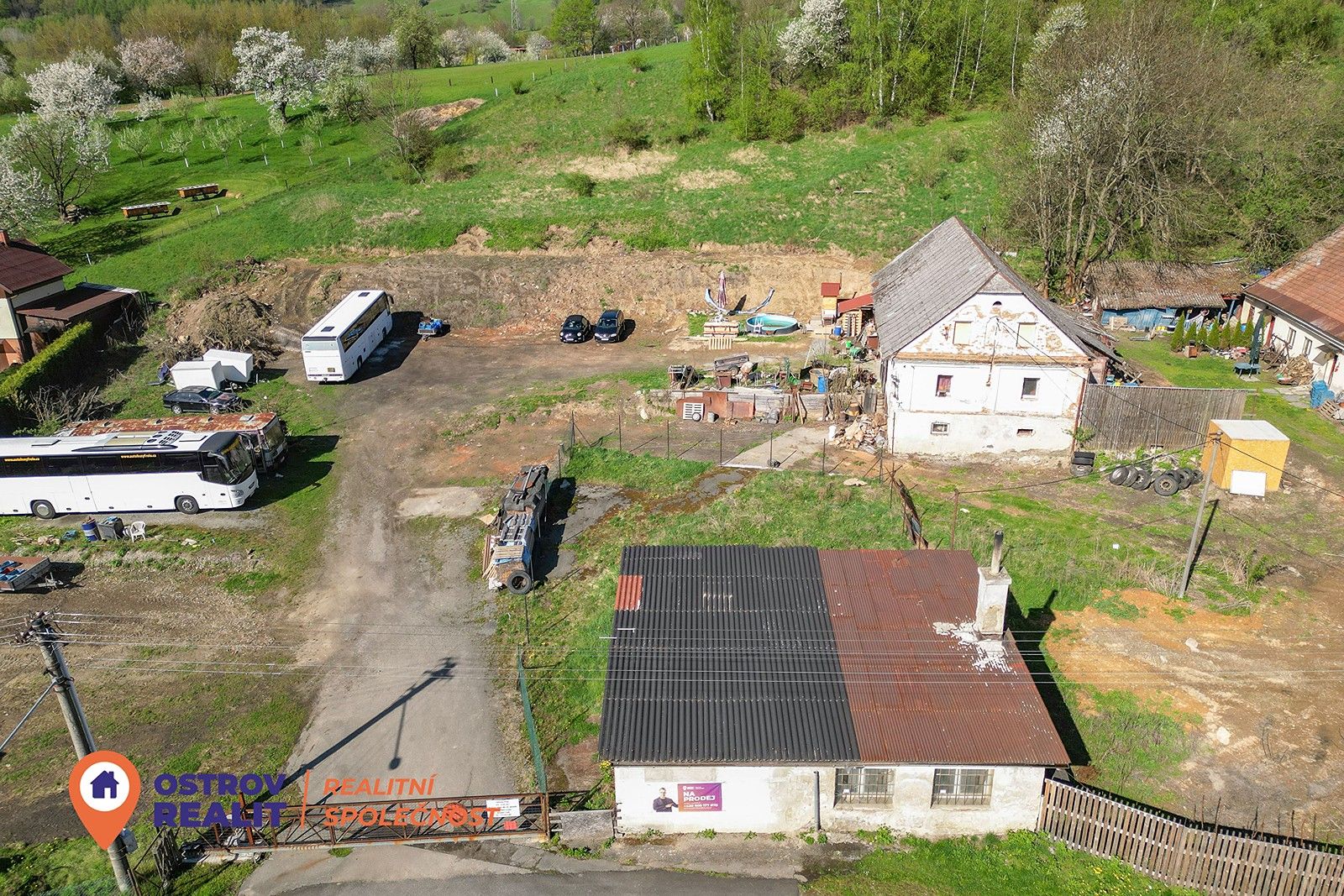 Komerční pozemky, Bratrušov, 468 m²