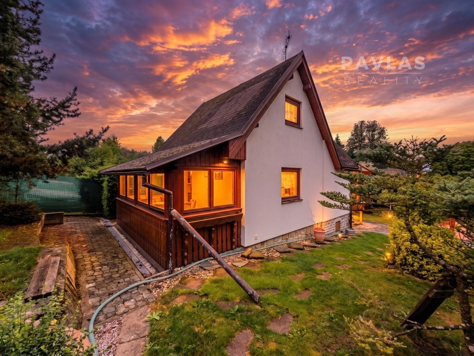 Chaty, Husovy sady 472, Černovice, 75 m² - 1