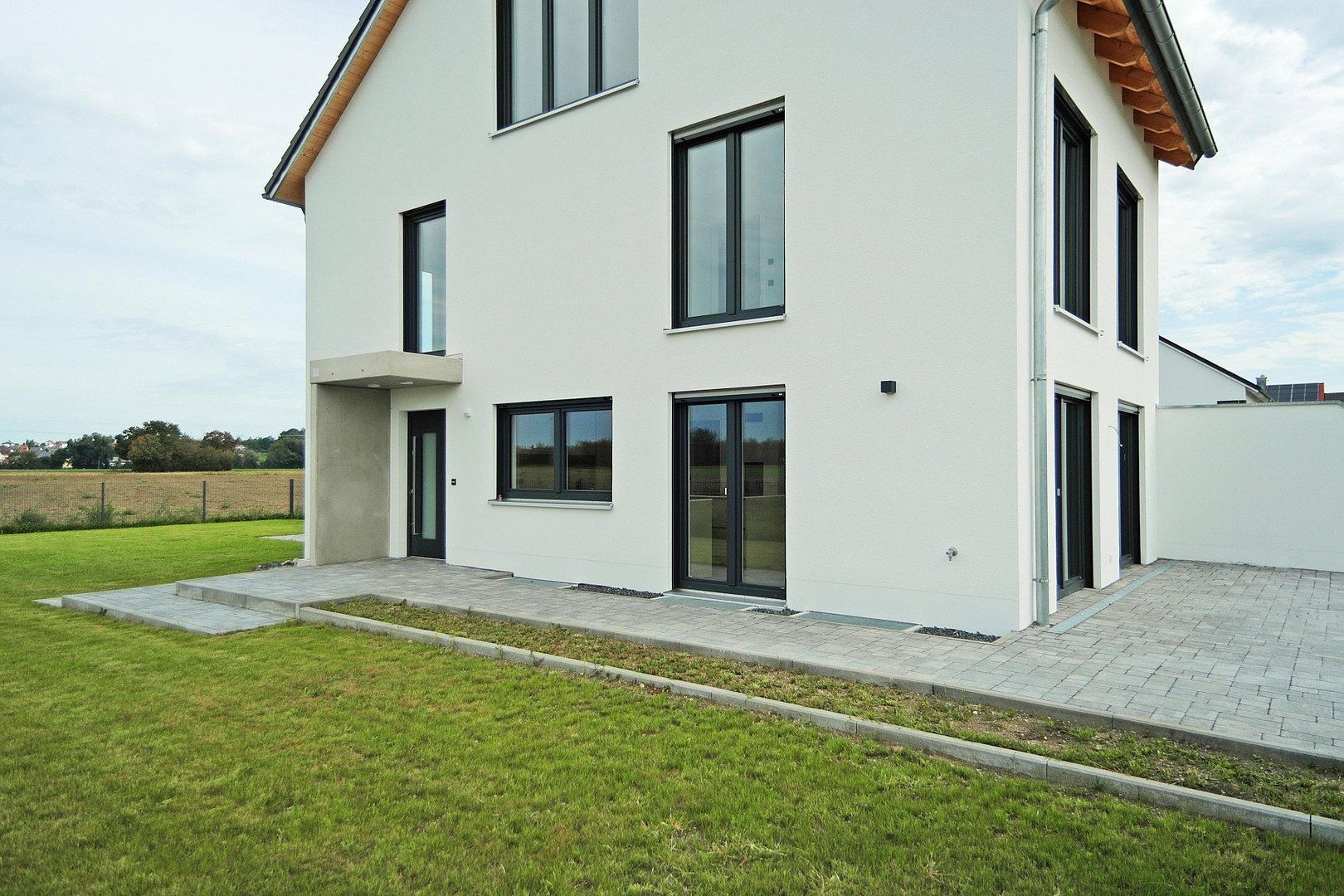 Pronájem rodinný dům - Zimmererweg 3 Bergkirchen Feldgeding Bayern 85232, 164 m² - 5