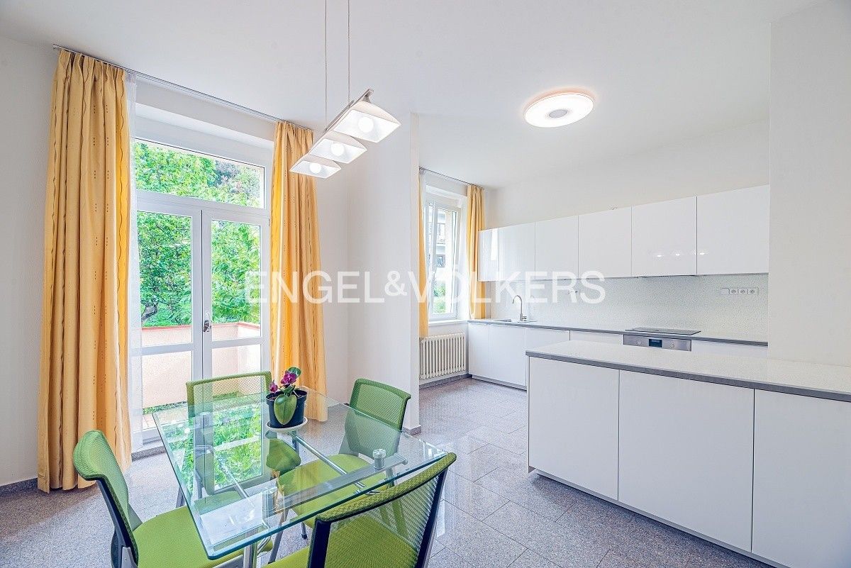 4+1, Pomezní 1386, Praha Libeň, 149 m² - 1
