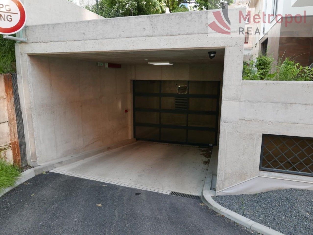 Garáž · 13 m² · Karlovy Vary Drahovice - 4