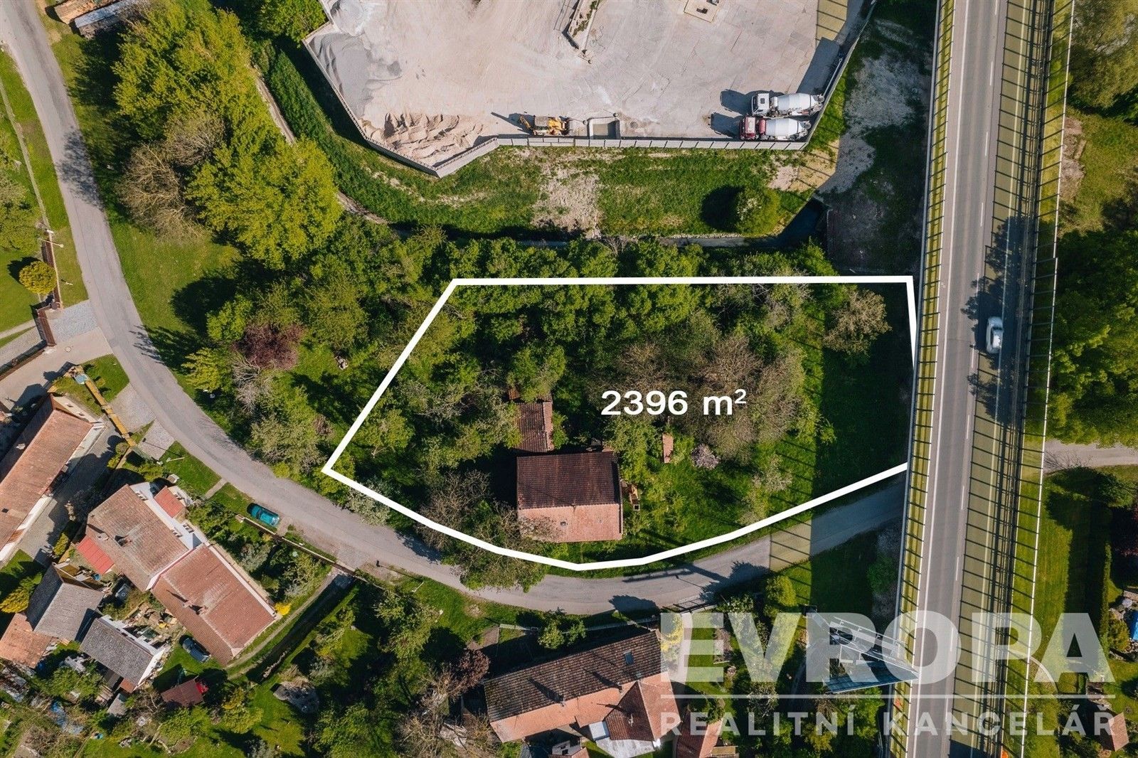 Pozemky pro bydlení, Holice, 2 396 m²