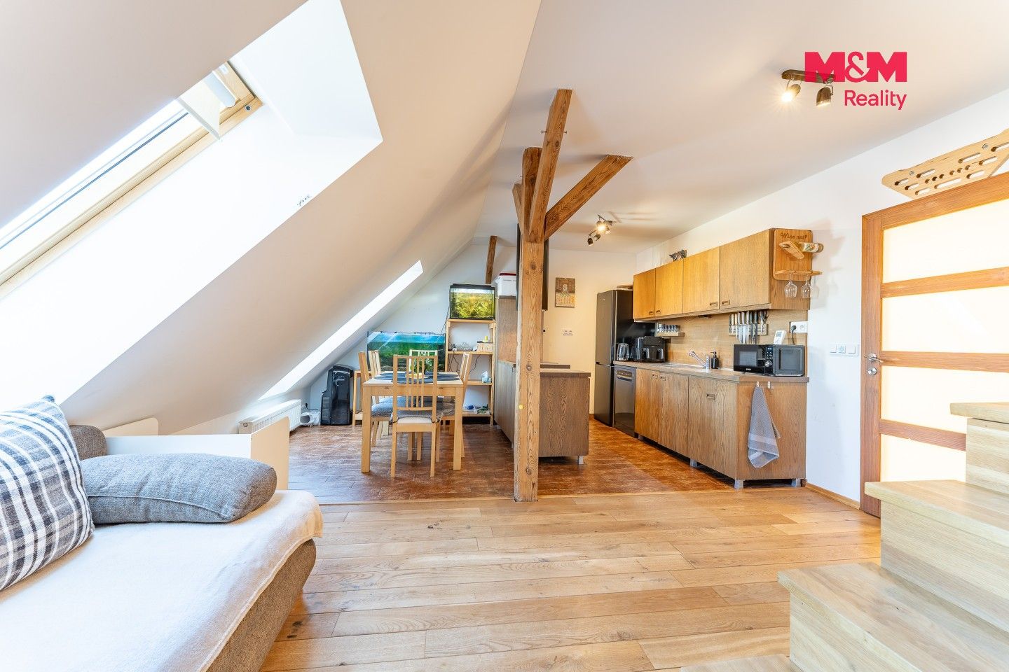 Byt 4+kk · 104 m² · Sečská, Praha - 3