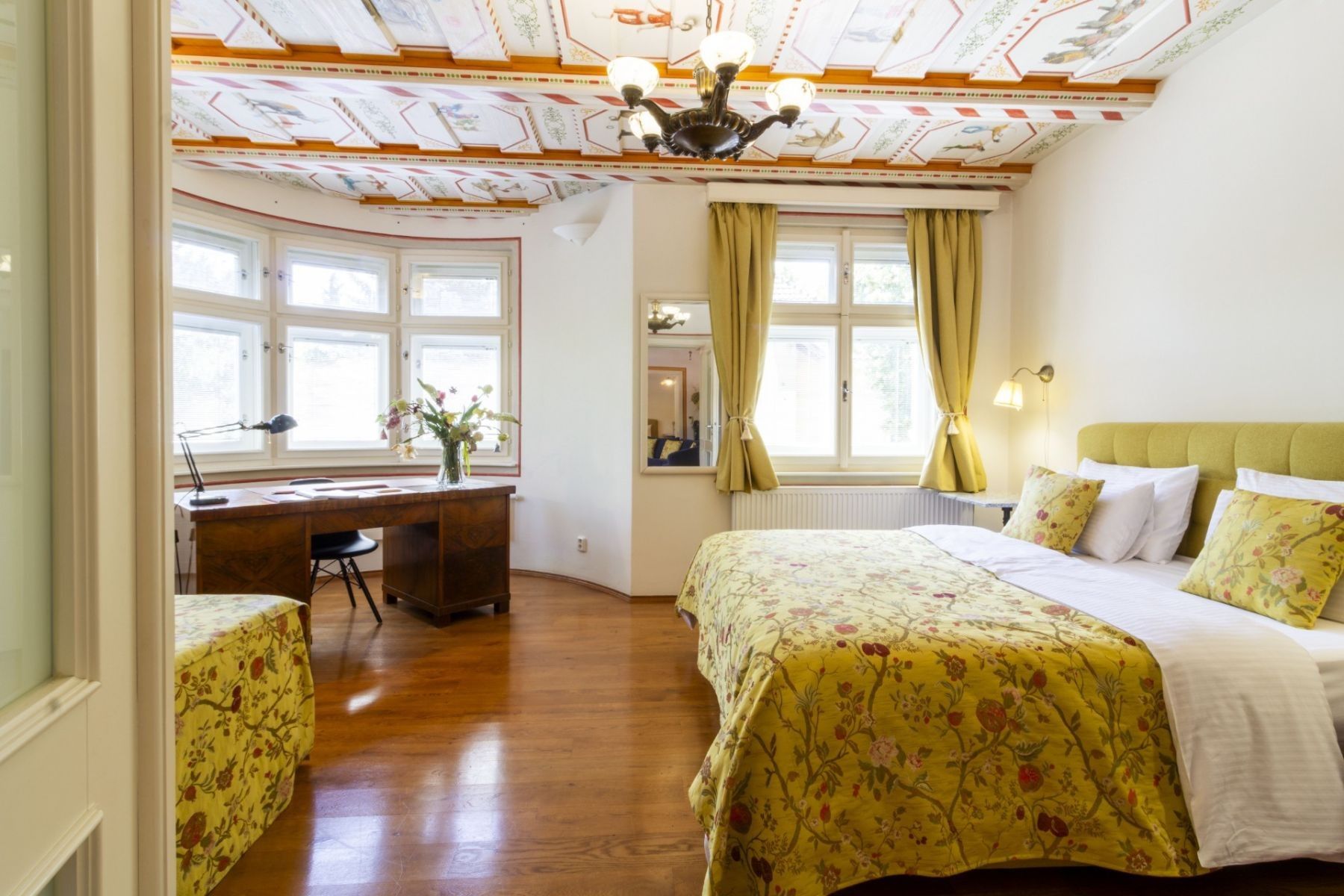 Pronájem byt 3+1 - Šůrova, Praha - Zbraslav, 123 m² - 5