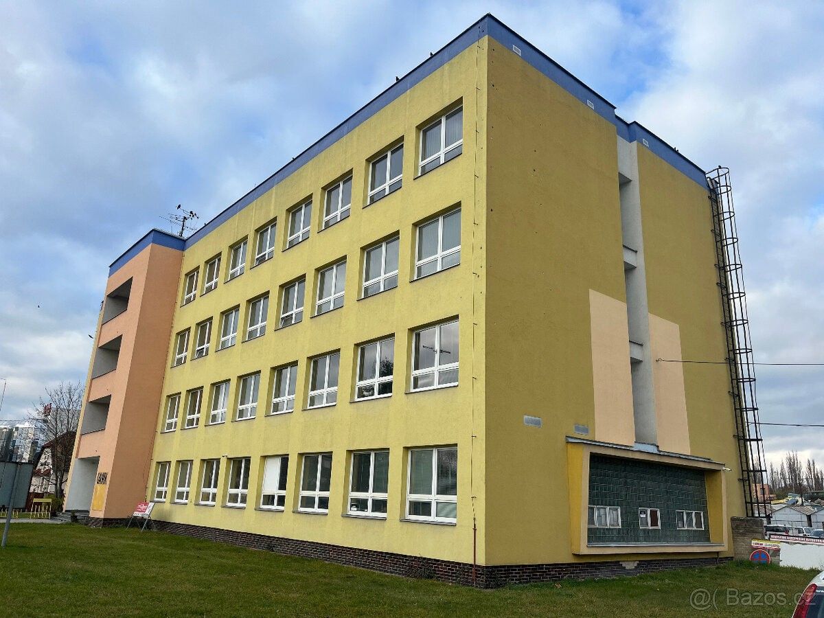 Garáže, České Budějovice, 370 04
