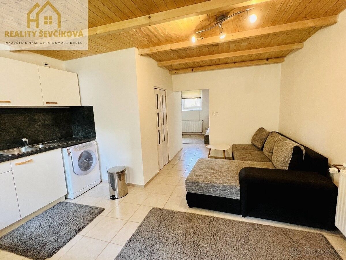 Pronájem byt - Opatovice nad Labem, 533 45