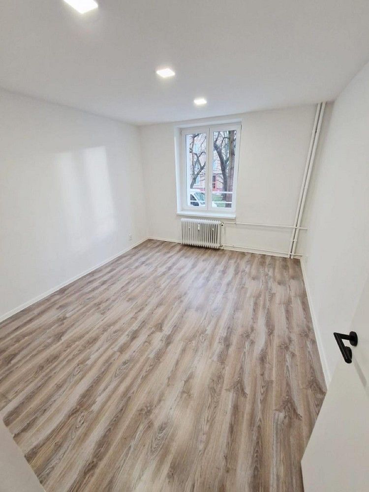 Pronájem byt 2+1 - Josefa Skupy, Most, 57 m² - 5