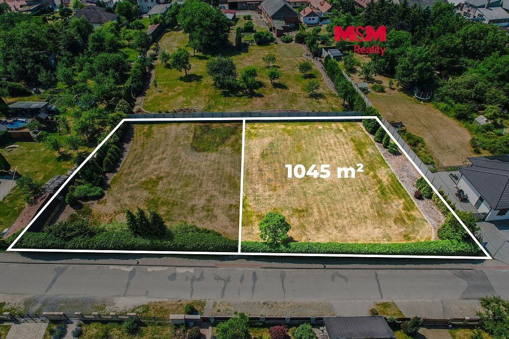 Pozemek pro bydlení, 1 045 m²