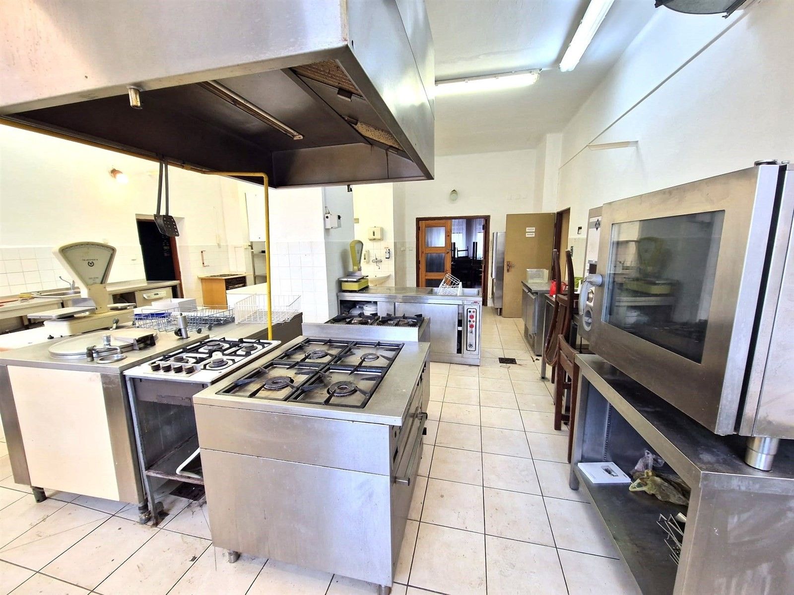 Restaurace · 395 m² · Olešná - 3