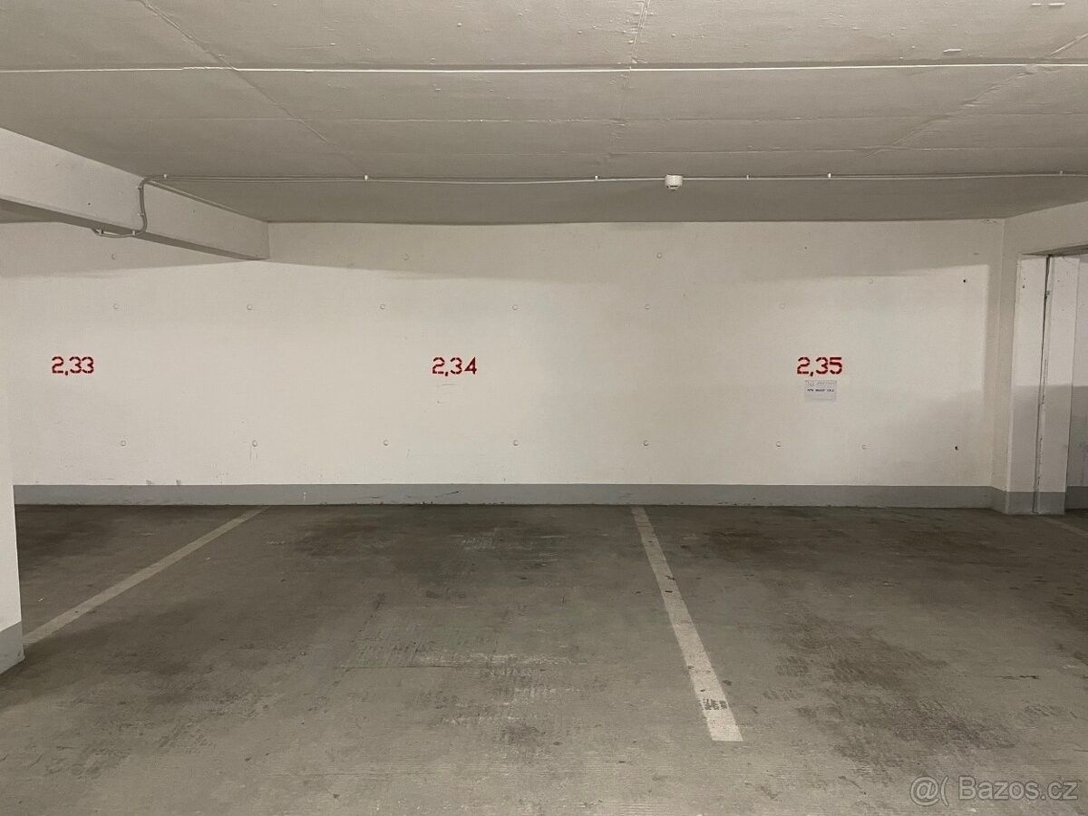 Pronájem garáž - Praha, 197 00