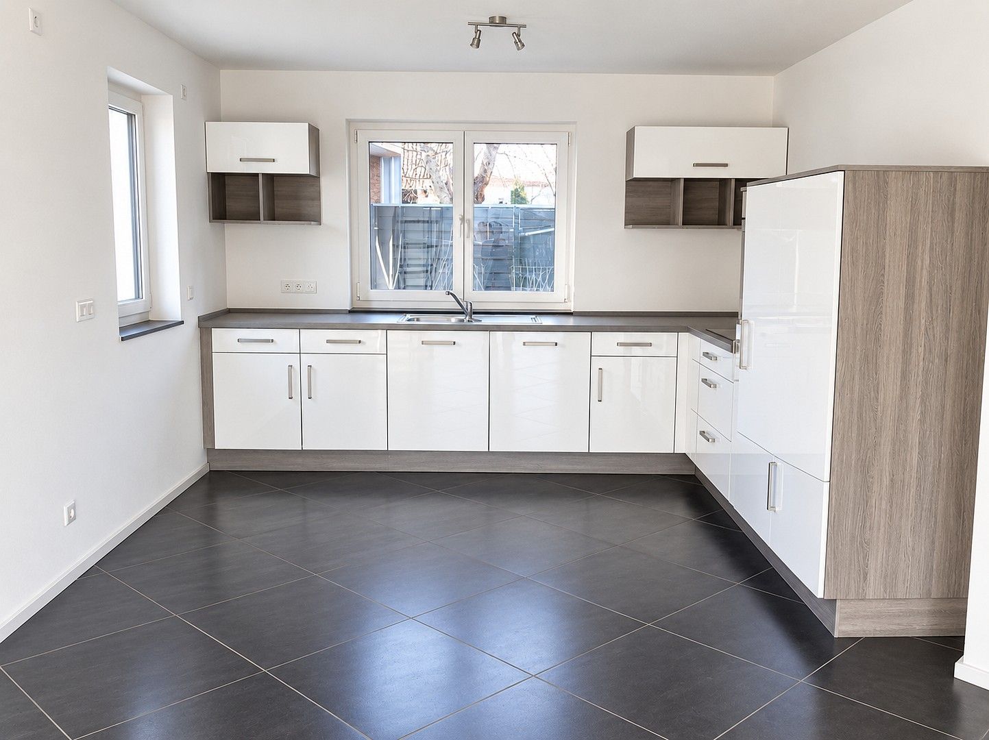 Byt 2+1 · 75 m² · , Bádensko-Württembersko - 3