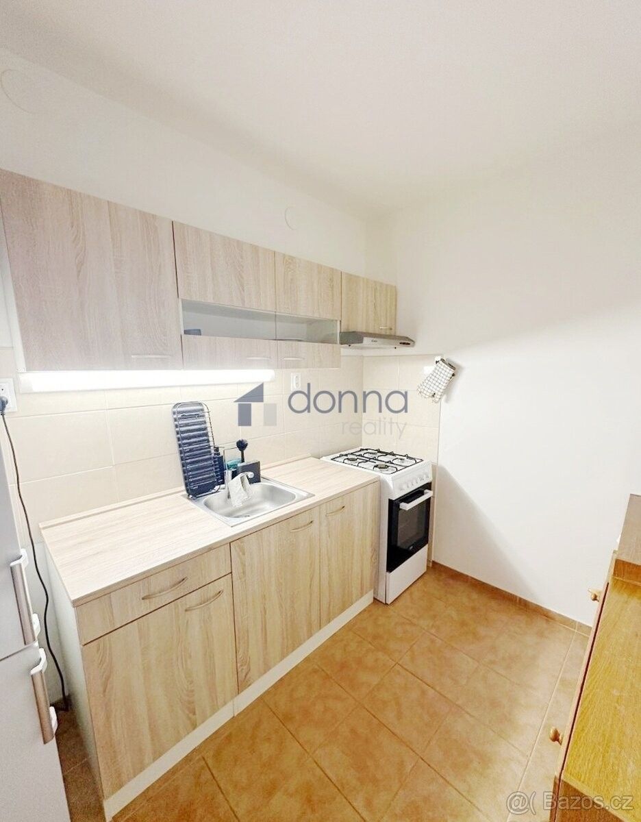 Pronájem byt - Praha, 149 00