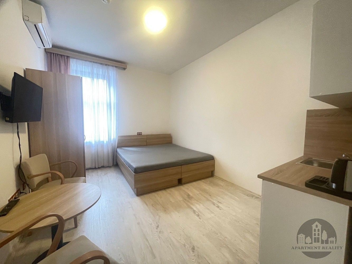 1+kk, Praha - Smíchov, okres Praha 5, Hlavní město Praha, 24 m² - 1