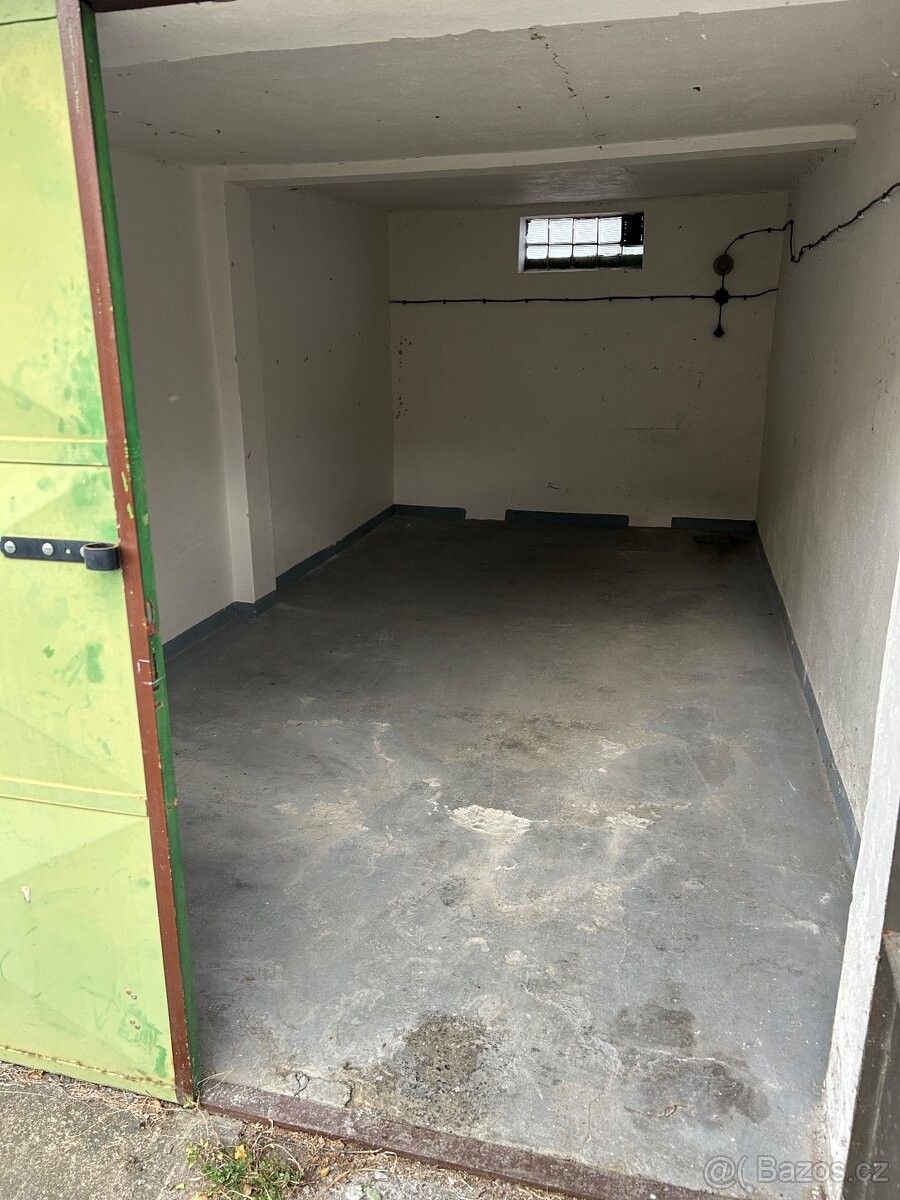 Garáže, Nový Jičín, 741 01
