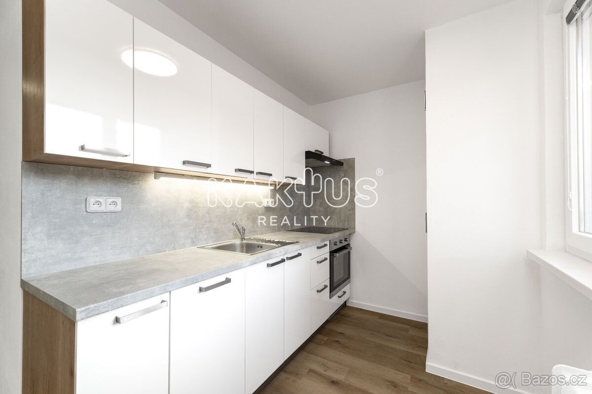 Byty, Ostrava, 700 30