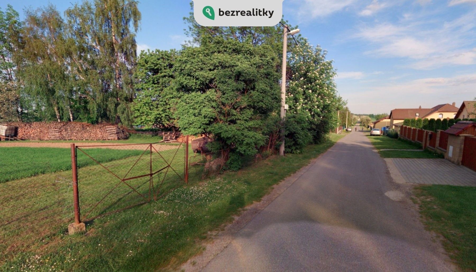 Prodej pozemek pro bydlení - Moravec