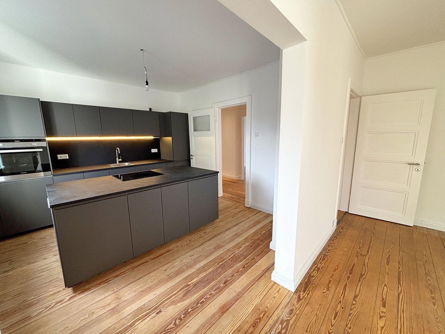 4+1, Hamburg Barmbek-Nord Hamburg 22307, 95 m² - 1