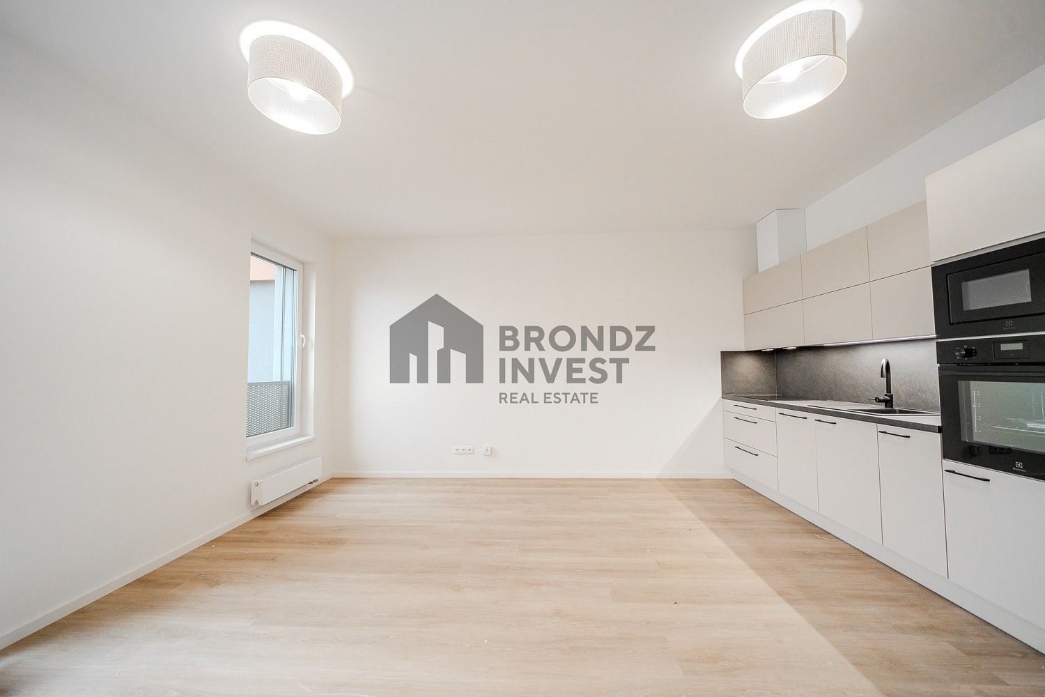 Byt 1+kk · 37 m² · Drahobejlova, Praha 9 - Libeň - 3