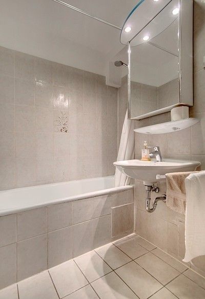 Pronájem byt 1+kk - Jugoslávská 659/11, Praha, 42 m²