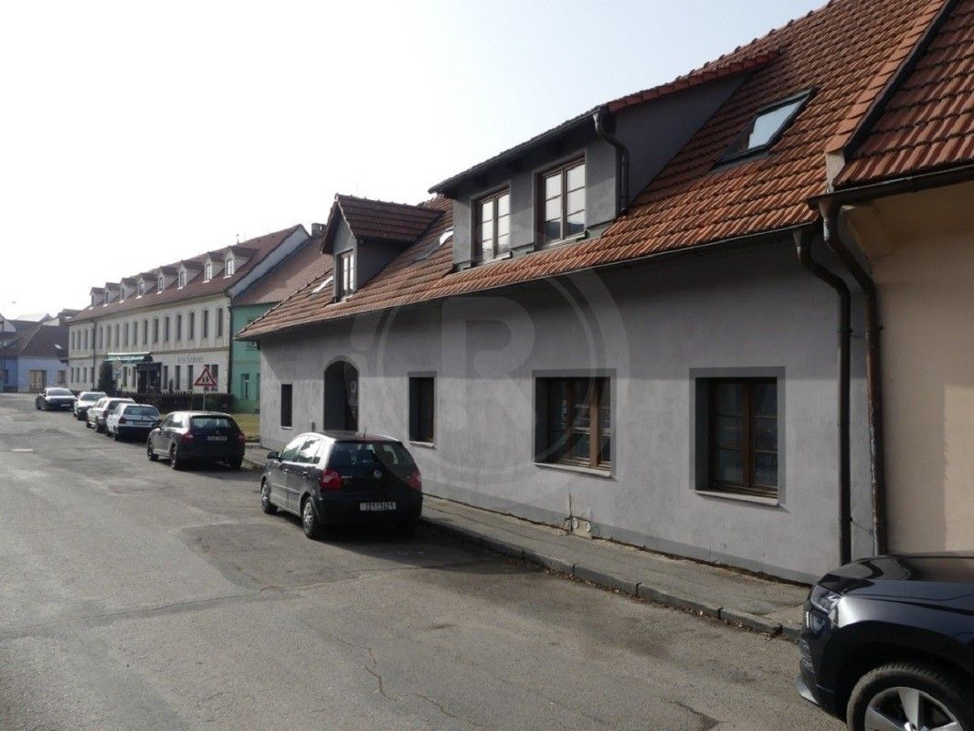 Prodej činžovní dům - Staré Město, Netolice, 450 m²