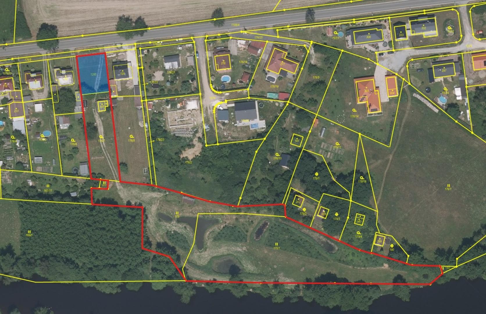 Pozemek pro bydlení, 10 094 m²