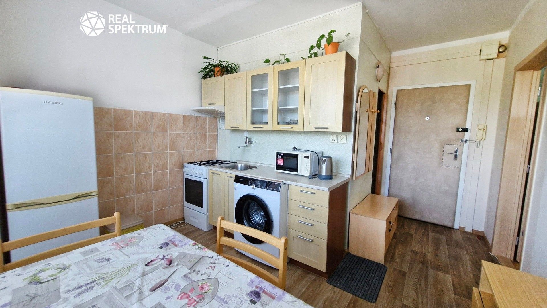 Pronájem byt 1+1 - Černého, Brno, 33 m²