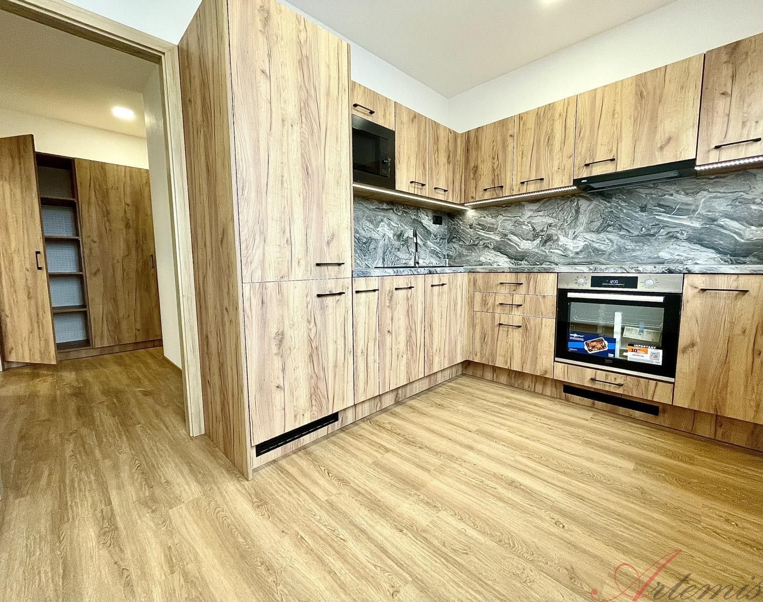 1+1, Dr. Martínka, Ostrava, 37 m²