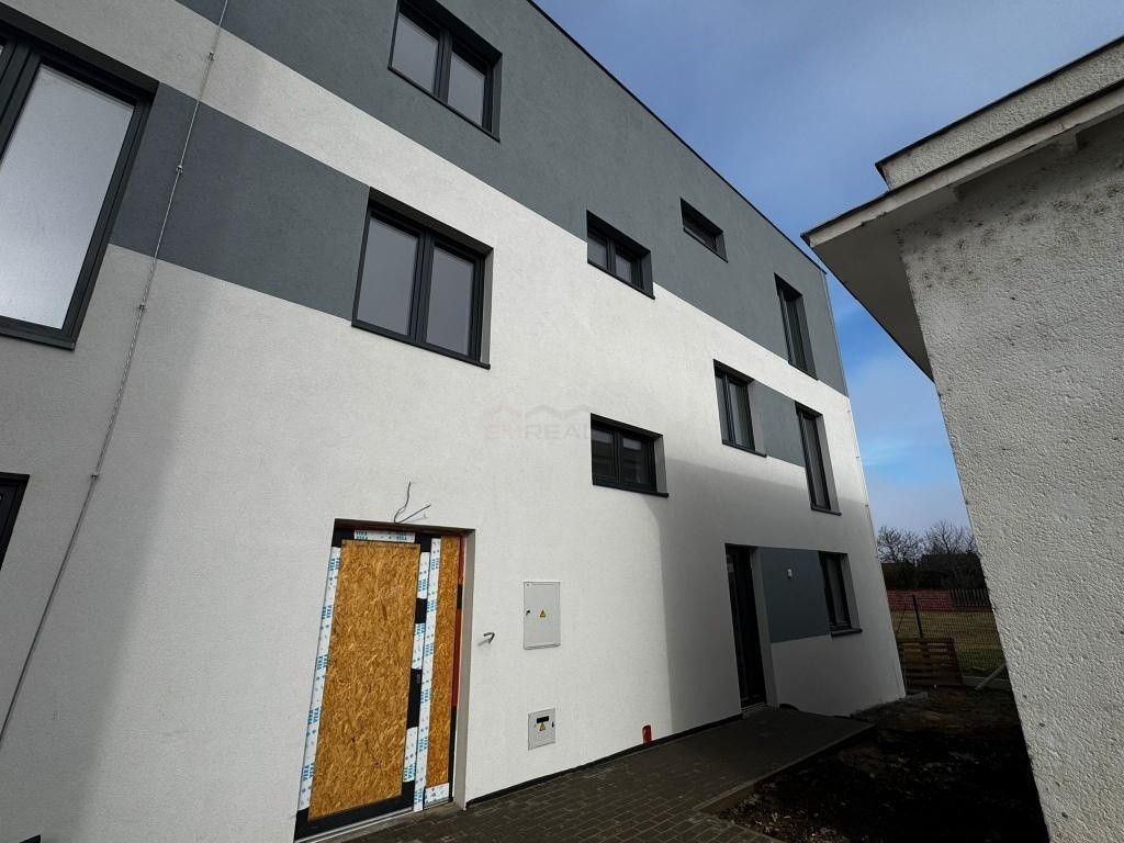 Pronájem byt - Veselí nad Moravou, 698 01