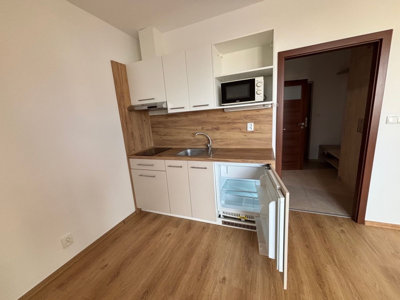 Byt 1+kk · 33 m² · Uherova, Chýně - Chýně, Středočeský kraj - 4