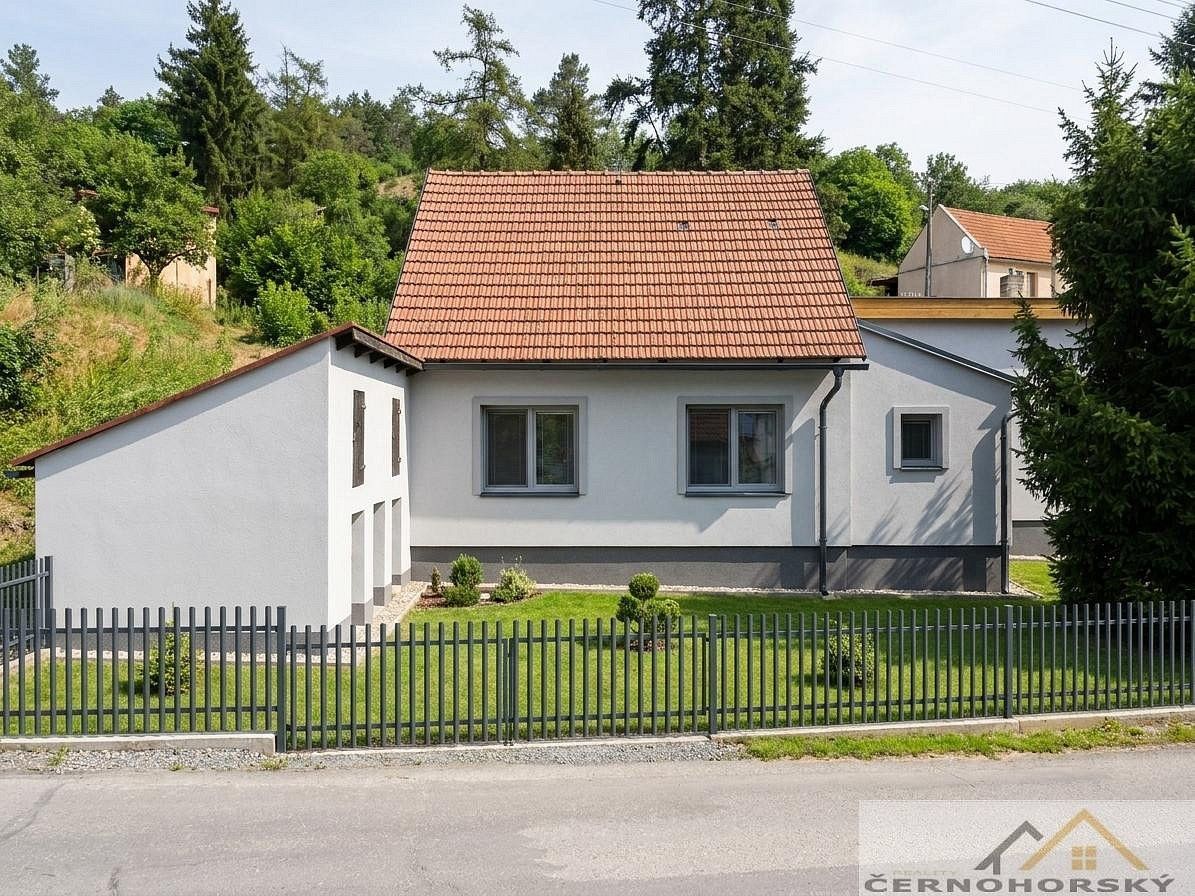 Rodinné domy, Městečko, okres Rakovník, Středočeský kraj, 135 m² - 2