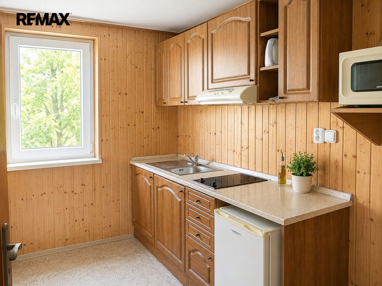 Komerční nemovitost · 35 m² · Jáchymov - Mariánská, okres Karlovy Vary, Karlovarský kraj - 4