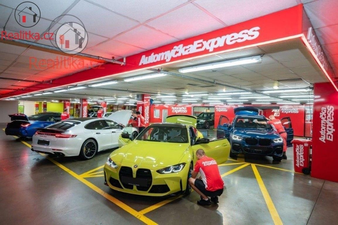 Obchodní prostory, Hradec Králové, 300 m²