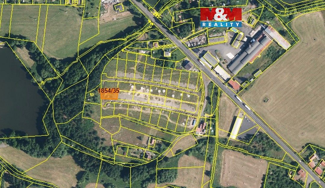 Pozemek pro bydlení, 717 m²