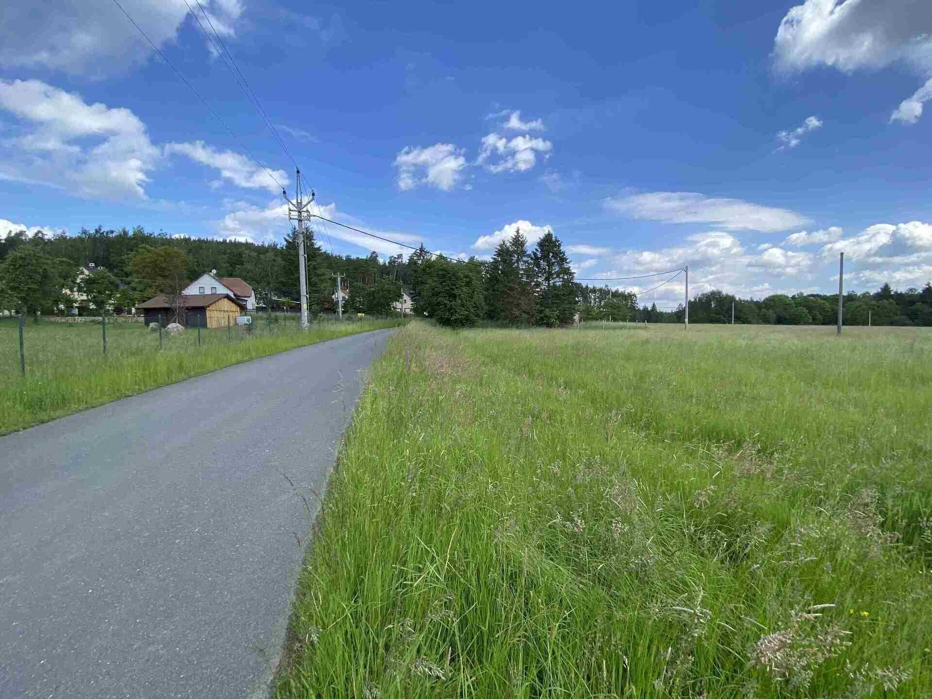 Pozemky pro bydlení, Planá Pavlovice, 1 400 m² - 1