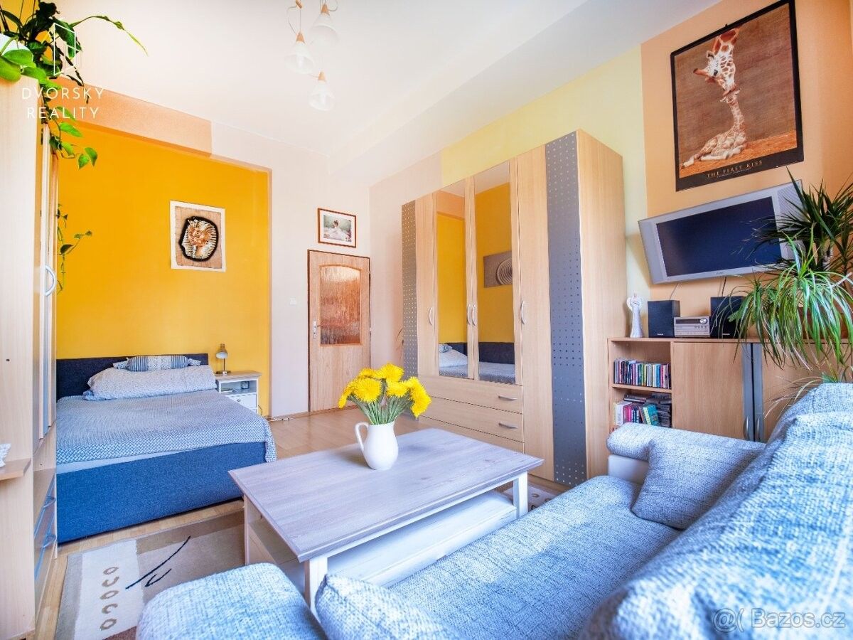 Pronájem byt 2+kk - Praha, 190 00, 46 m²