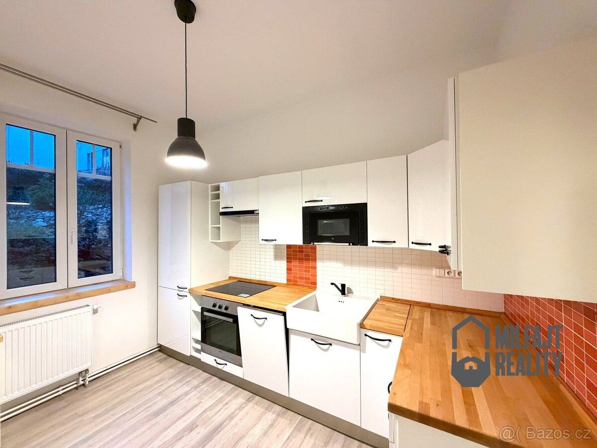 Pronájem byt - Hodkovice nad Mohelkou, 463 42