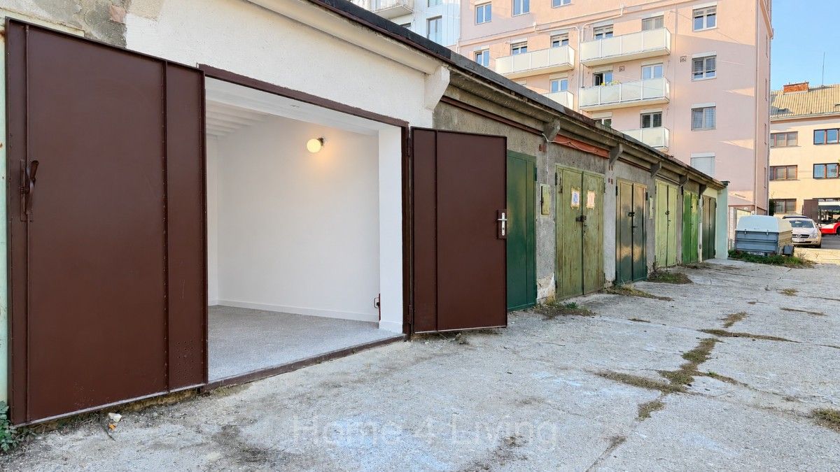 Garáže, Provazníkova, Brno, 20 m² - 1