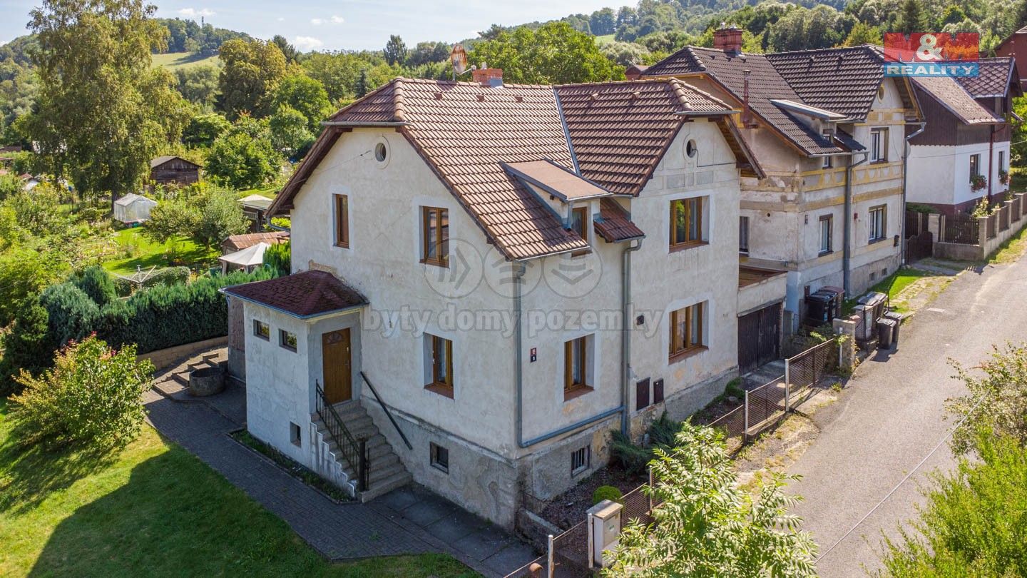 Prodej rodinný dům - Zámecká, Česká Kamenice, 180 m²