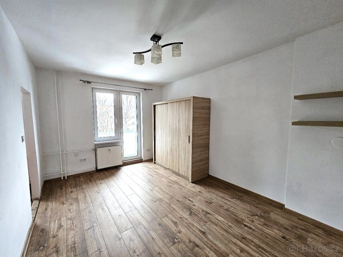 Pronájem byt - Frýdlant nad Ostravicí, 739 11