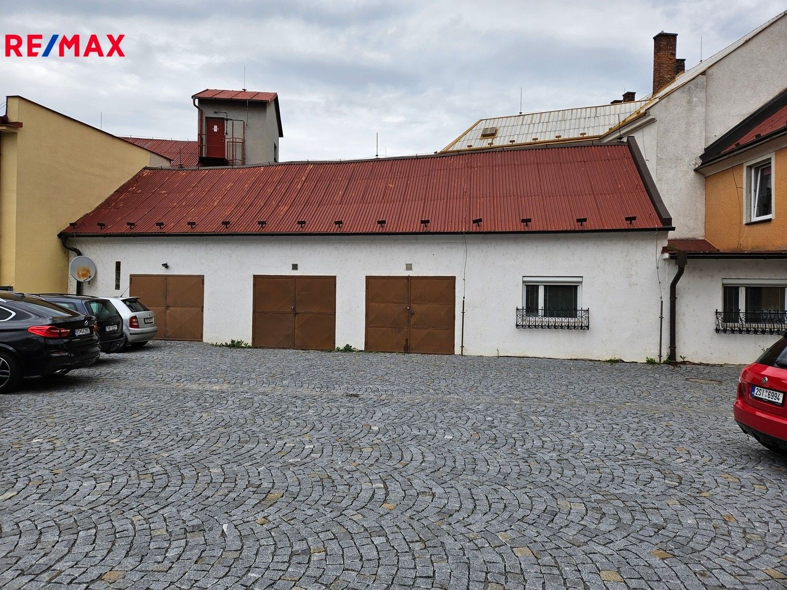 Garáže, Poděbradova, Chrudim, 20 m²