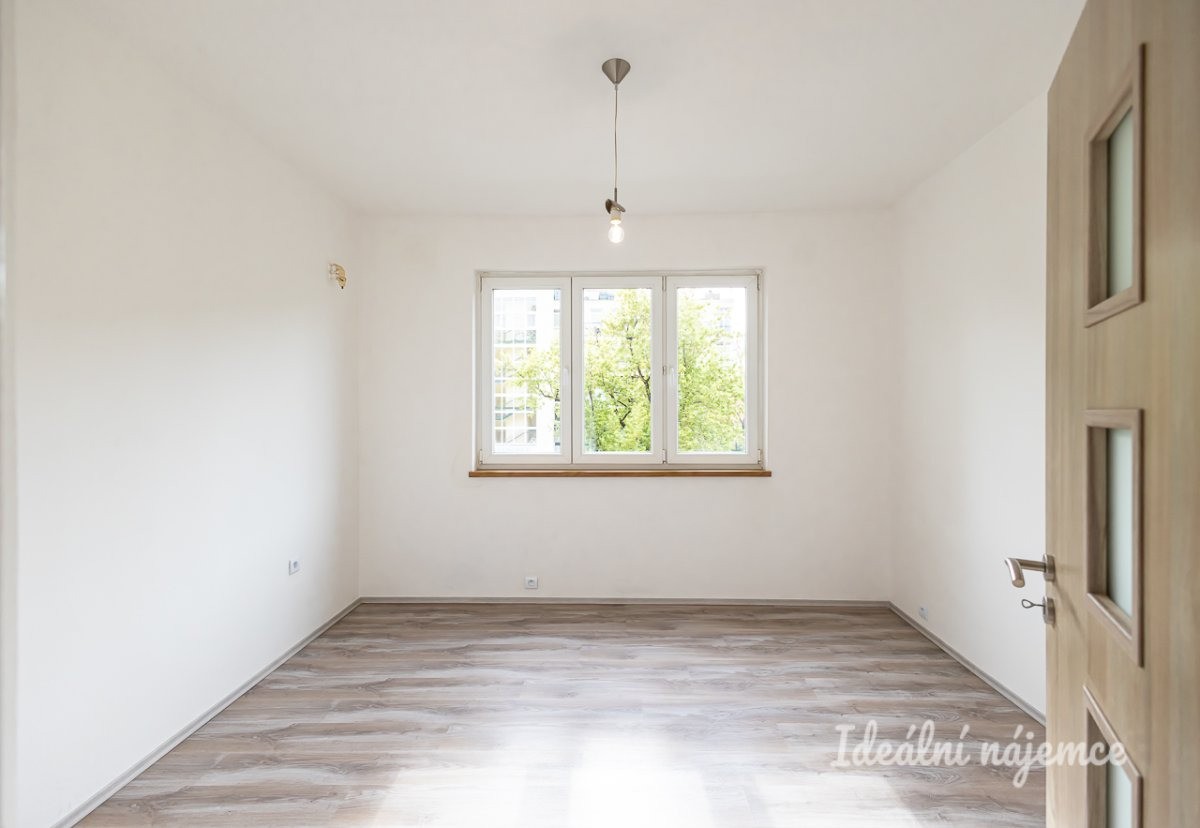 Pronájem byt 3+1 - Krčská, Praha, 68 m² - 2
