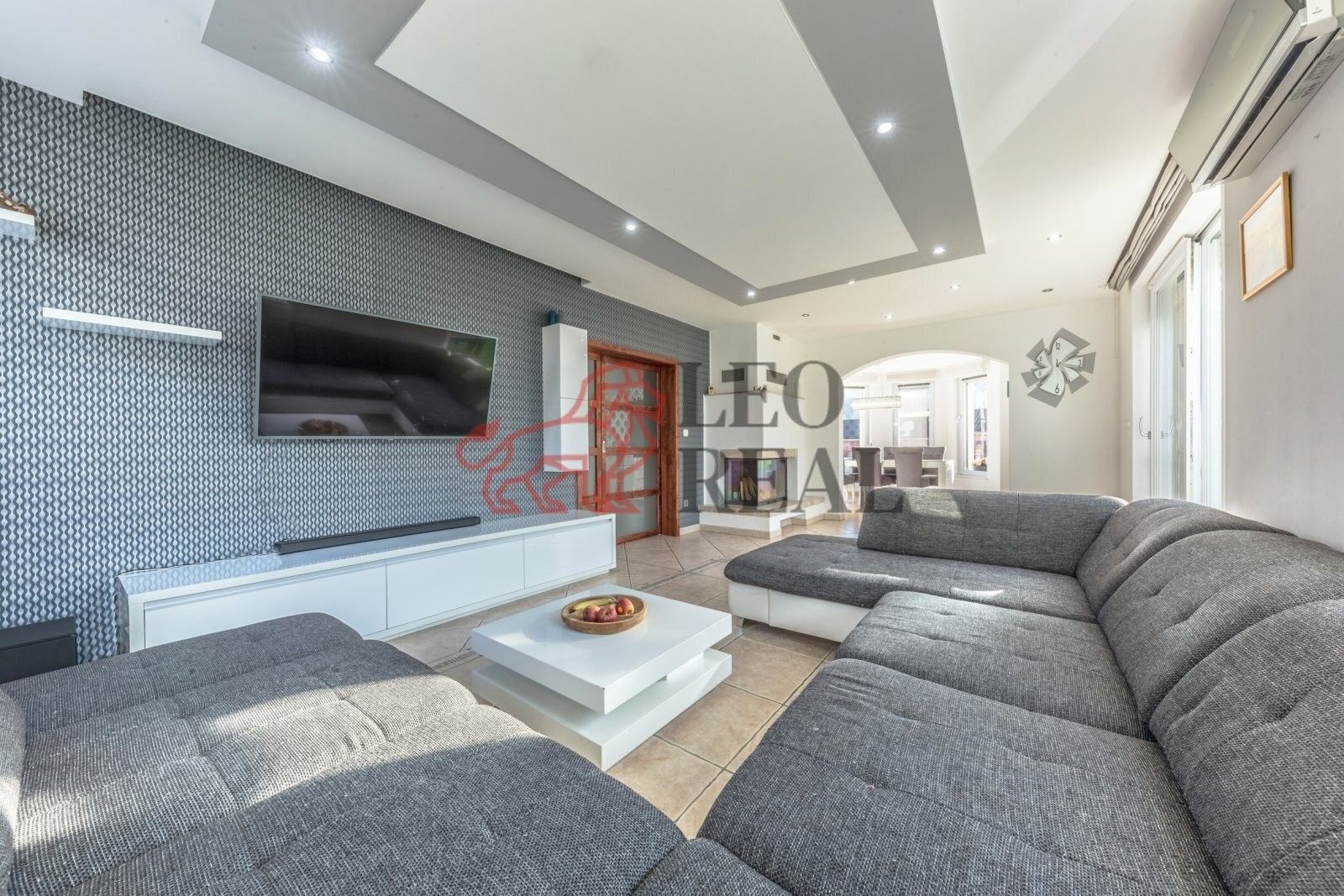 Prodej rodinný dům - Jemníky, Mladá Boleslav, 227 m²