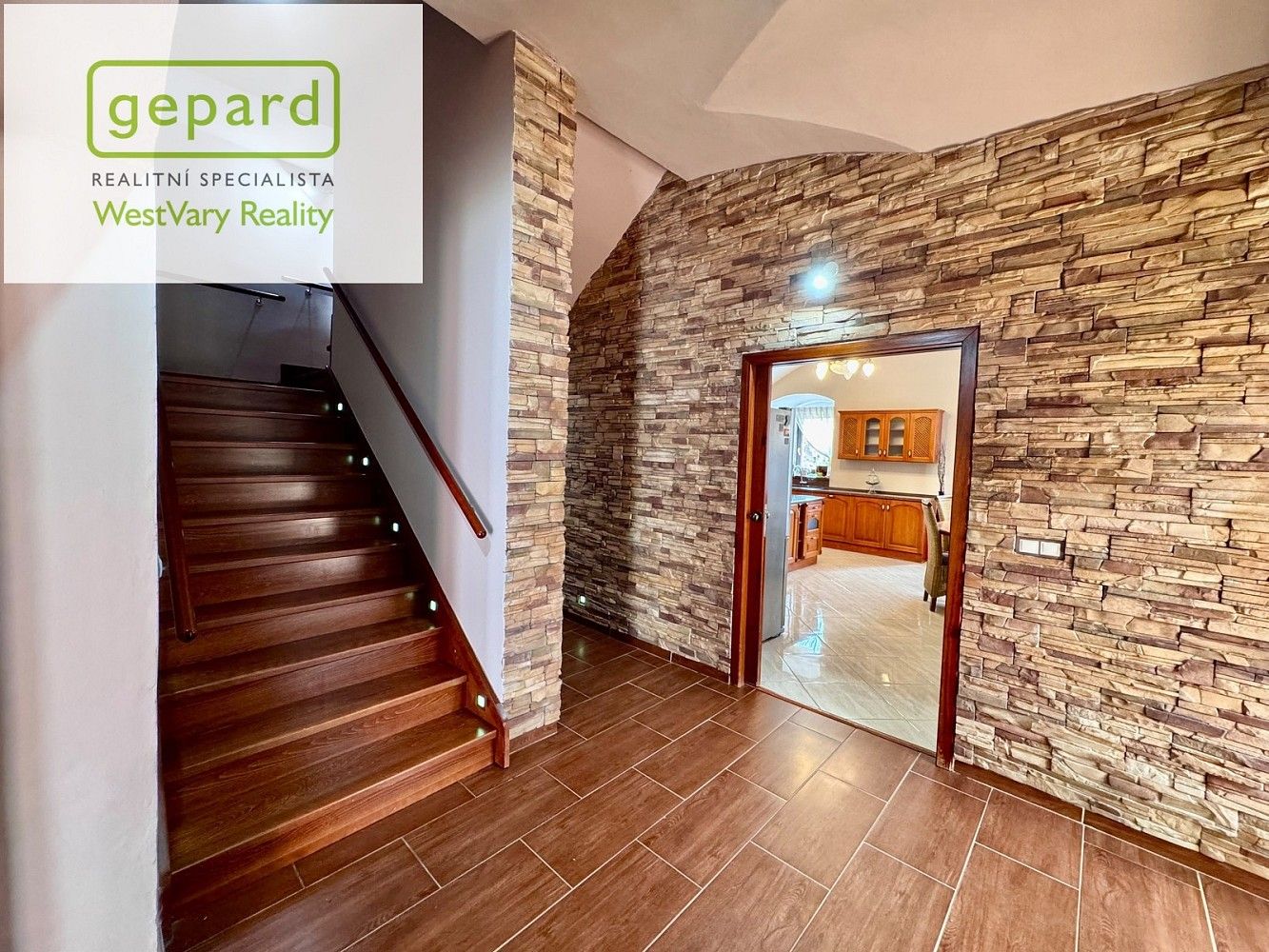 Prodej rodinný dům - Ostrov - Mořičov, okres Karlovy Vary, 380 m² - 5