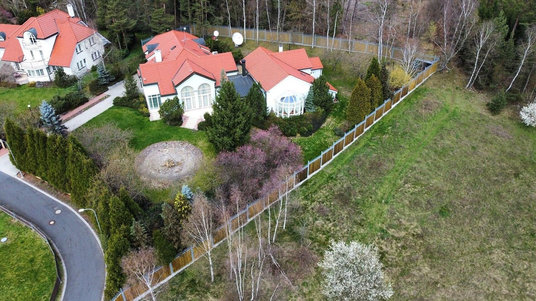 Rodinný dům · 610 m² · Karlovy Vary - Hůrky, Karlovarský kraj - 3