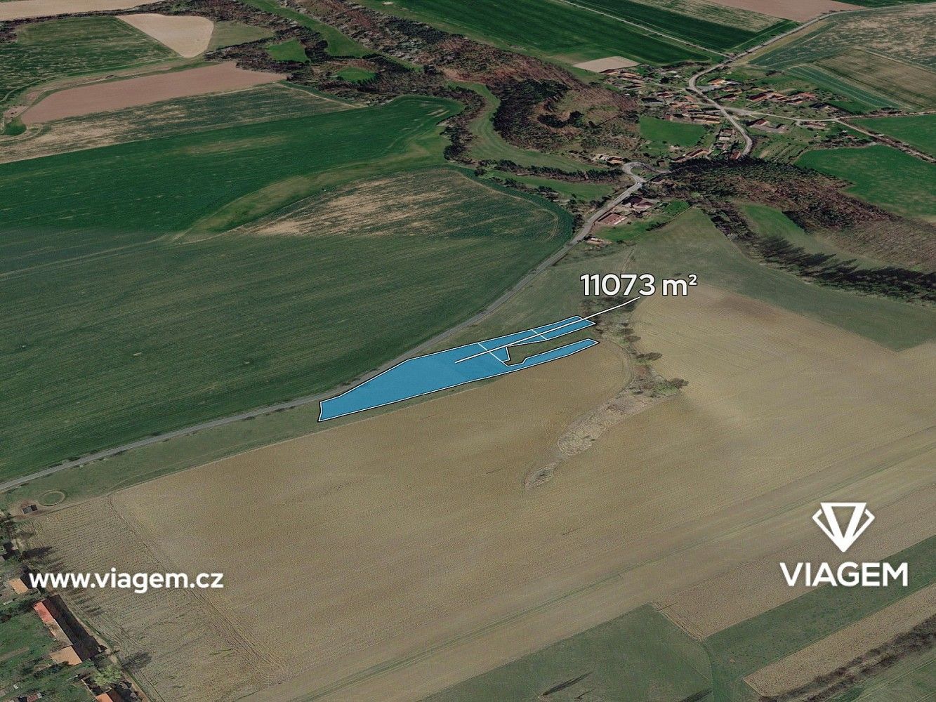 Zemědělský pozemek, 1 384 m²