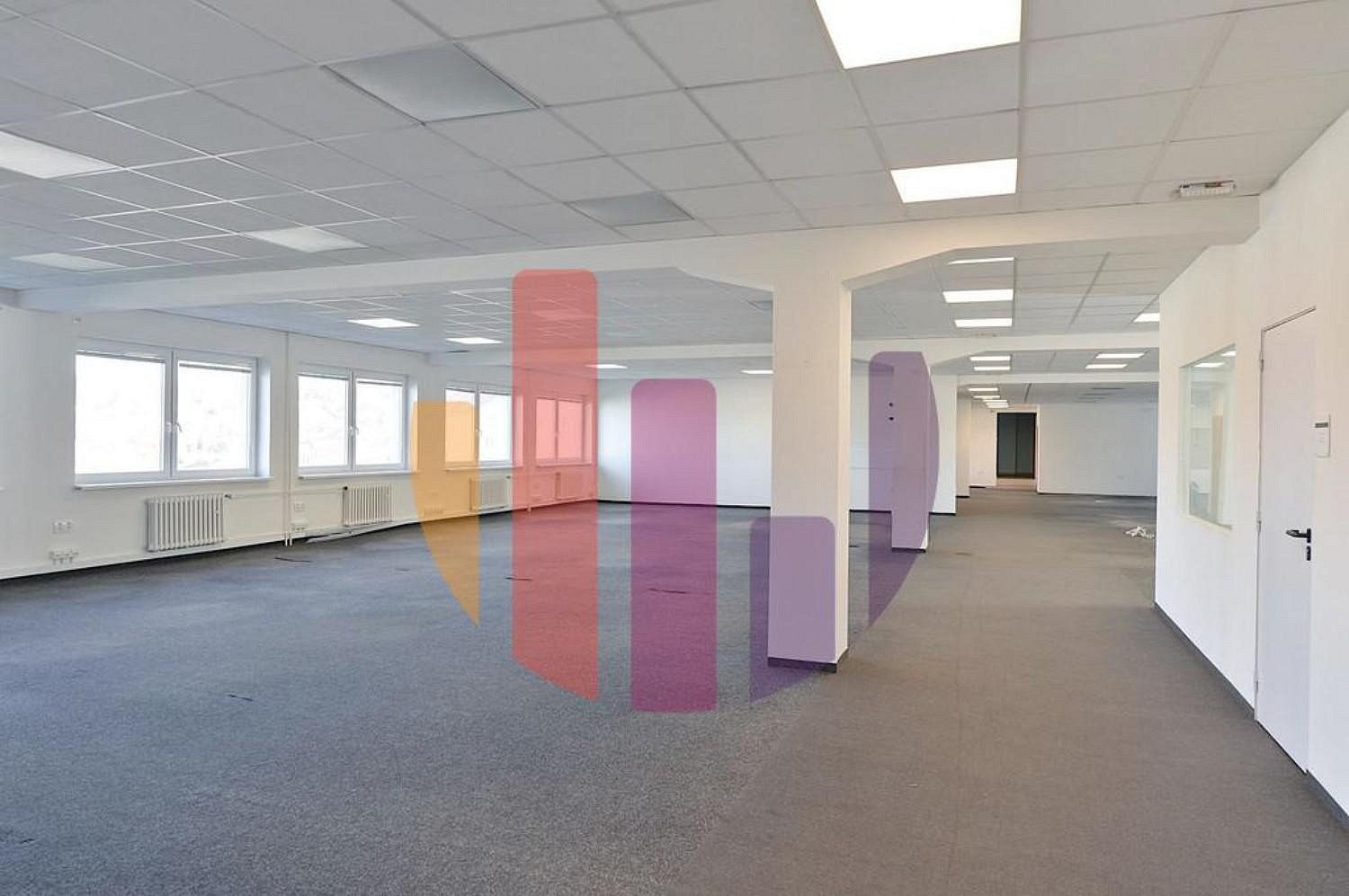 Kancelář · 2 000 m² · Praha - Libeň, okres Praha 8, Hlavní město Praha - 3